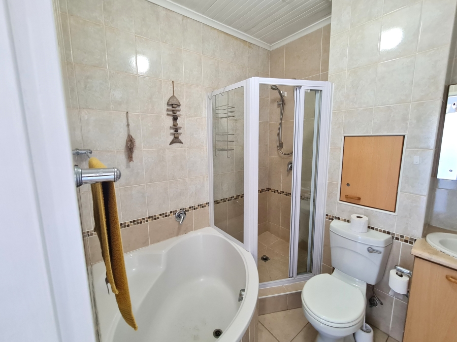 2 Bedroom Property for Sale in Jeffreys Bay Central Eastern Cape